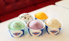 BLUE  SEAL  オキナワ  ハナサキマルシェ店